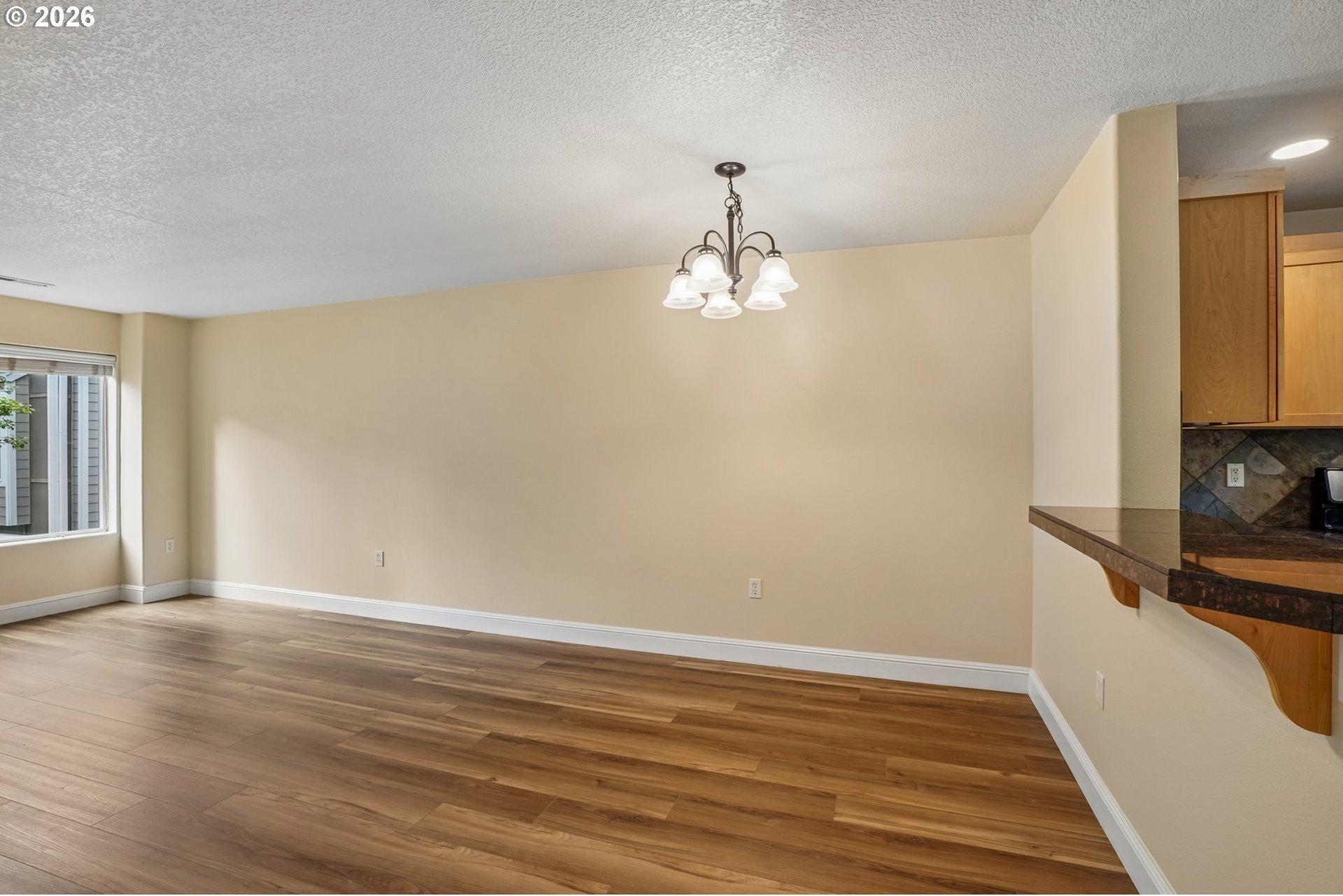 17271 Southwest Whitley Way Beaverton, OR 97006 - Photo 10 of 27 Gallery Image 10