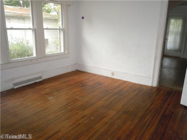 706 Old Winston Road High Point, NC 27265 - Photo 6 of 11 Dining Room.