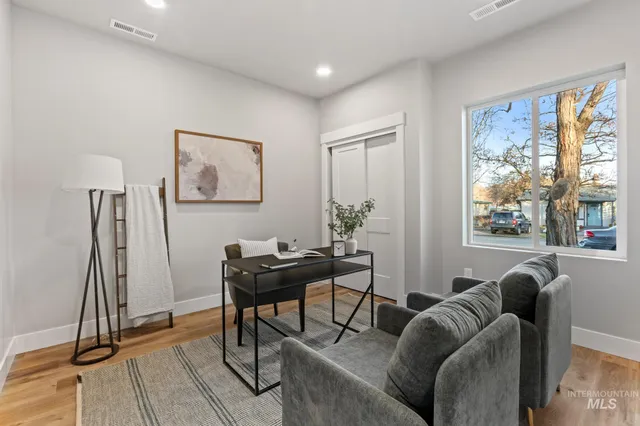 $554,999 | 2111 South Pacific Street, Boise, ID 83705