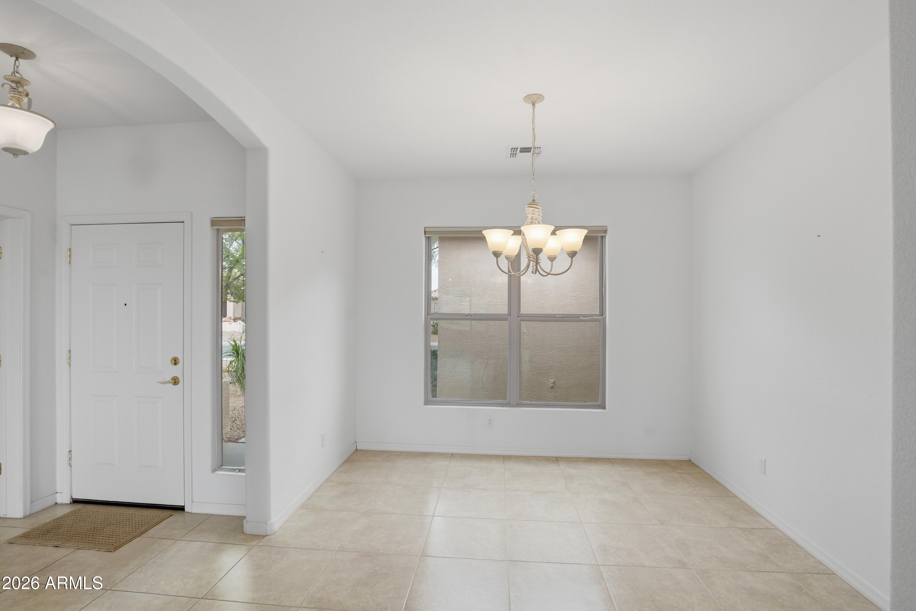 6863 South Santa Rita Way Chandler, AZ 85249 - Photo 9 of 46