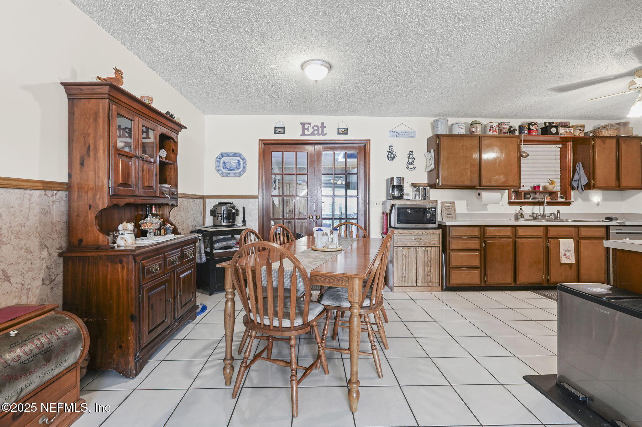 14359 Cedar Island Road North Jacksonville, FL 32250 - Photo 12 of 48 Eat in Kitchen