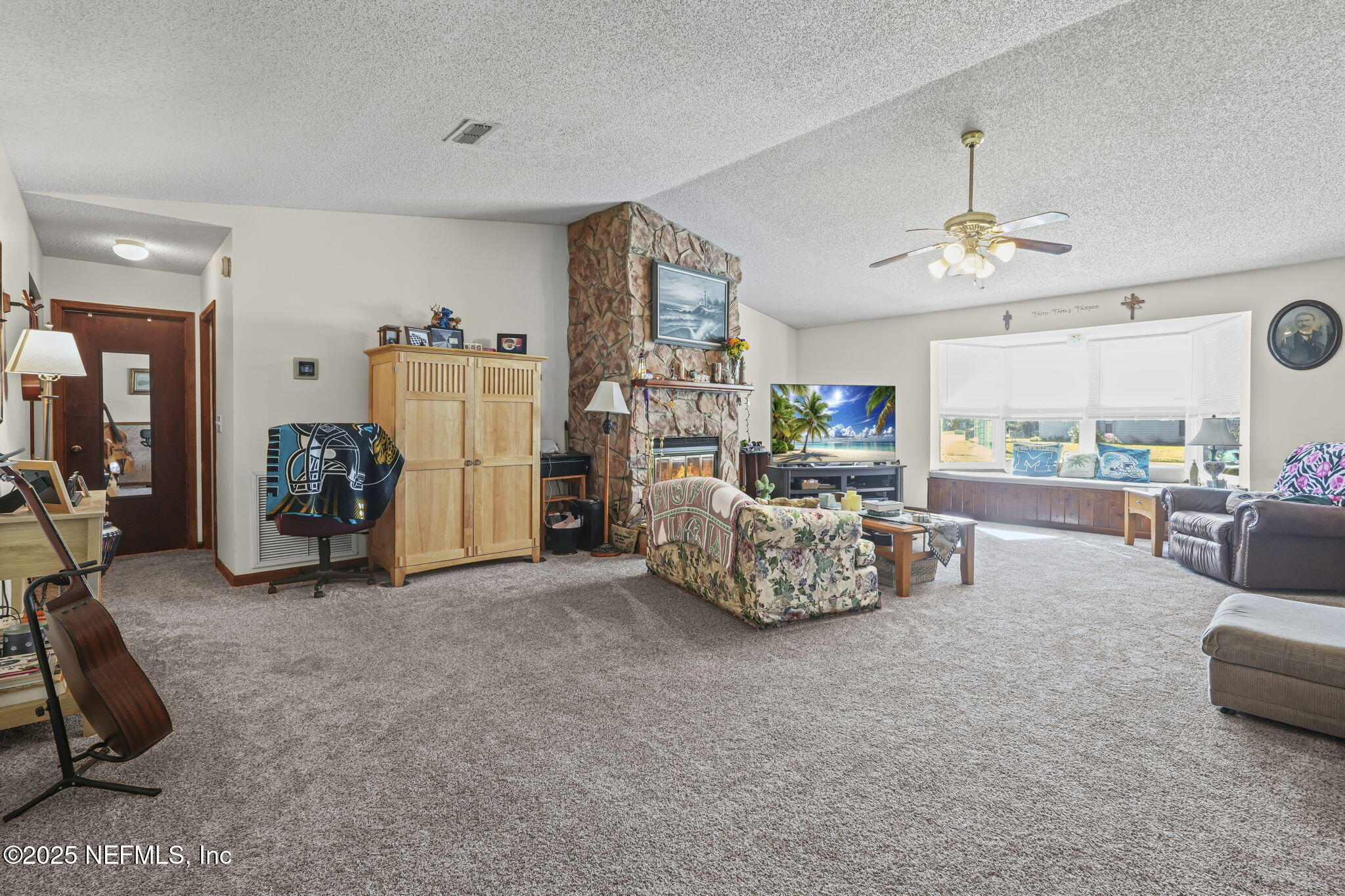 14359 Cedar Island Road North Jacksonville, FL 32250 - Photo 6 of 48 Great Room 2