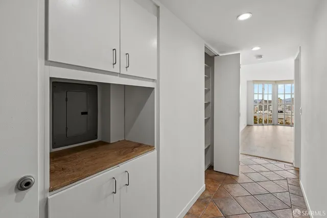 $569,000 | 1255 California Street, Unit 302, San Francisco, CA 94109