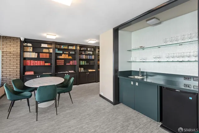 $569,000 | 1255 California Street, Unit 302, San Francisco, CA 94109