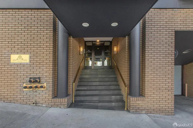 $569,000 | 1255 California Street, Unit 302, San Francisco, CA 94109