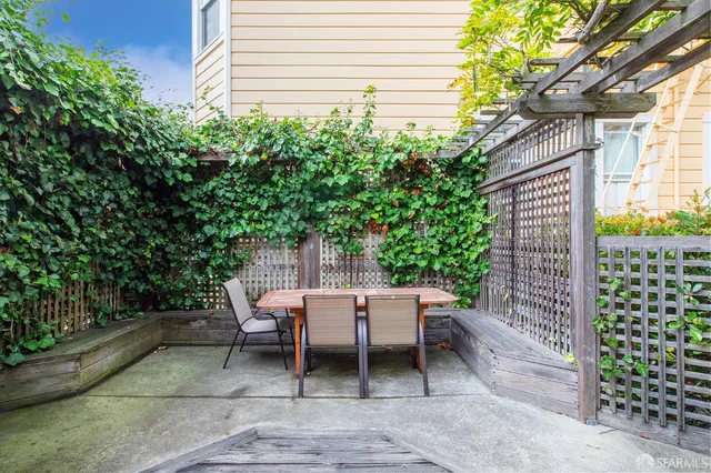 $569,000 | 1255 California Street, Unit 302, San Francisco, CA 94109