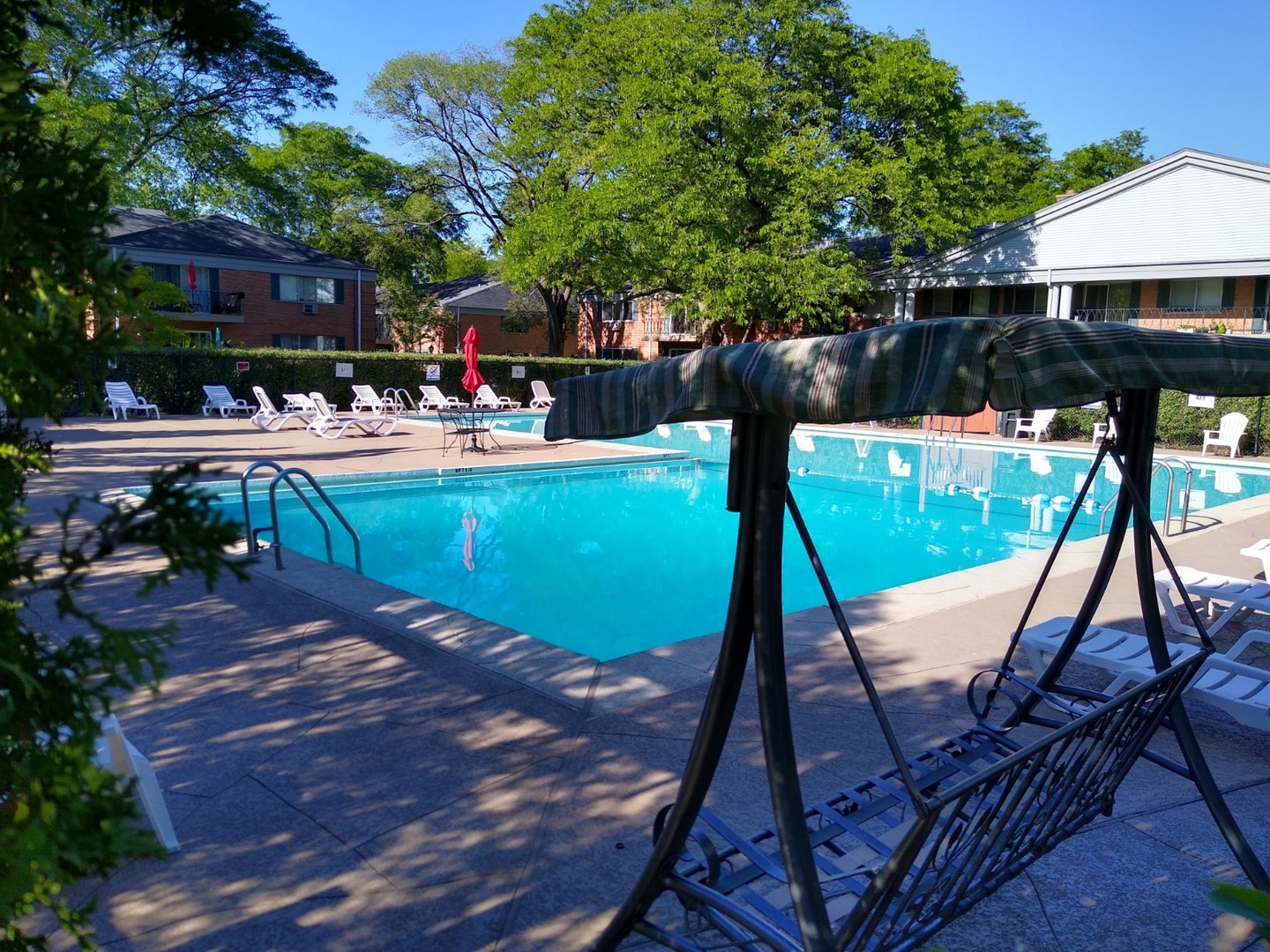 2407 South Goebbert Road, Unit 201 Arlington Heights, IL 60005 - Photo 3 of 3