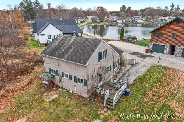 $225,000 | 1401 White Birch Drive, Stanton, MI 48888