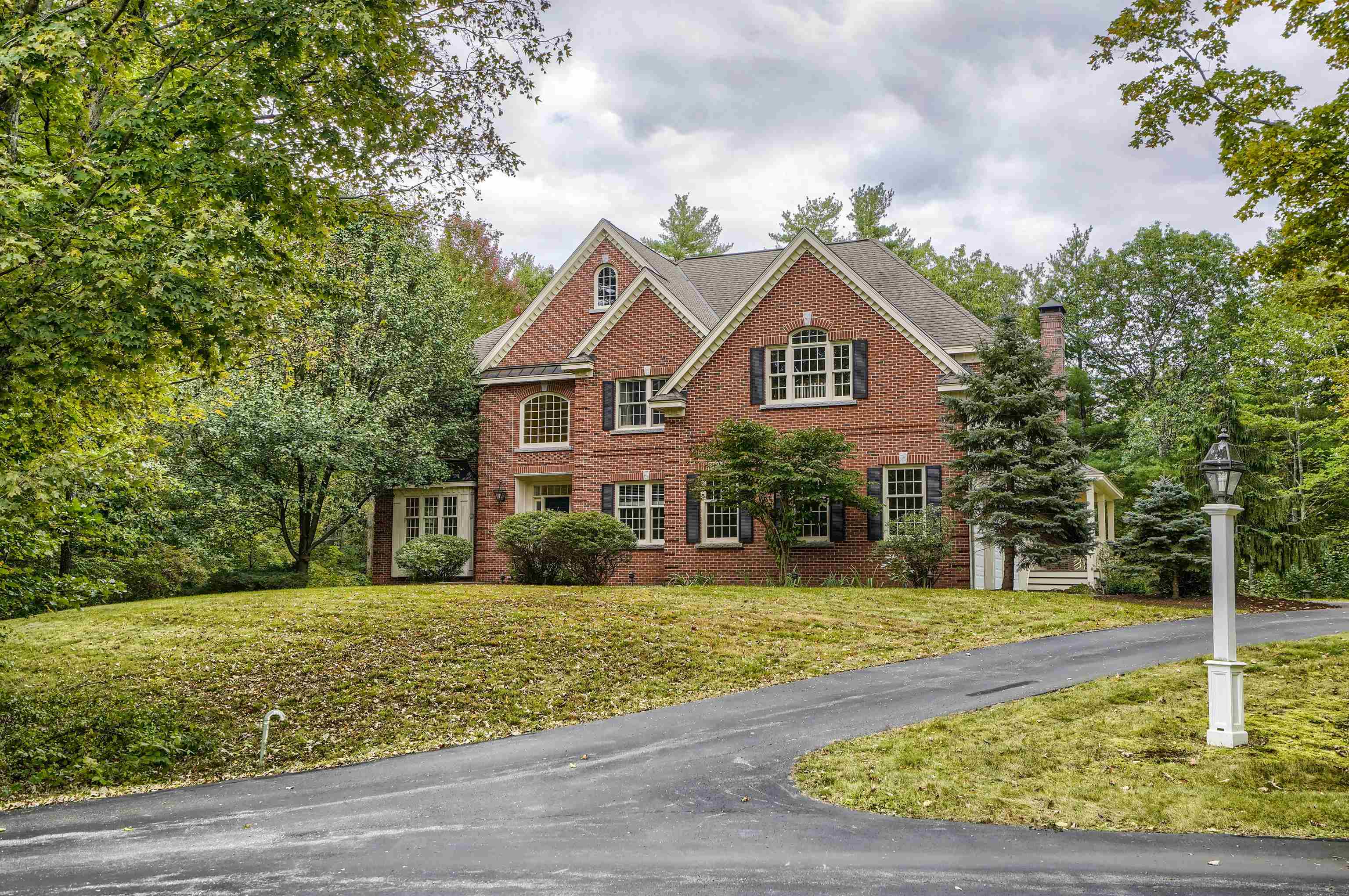3 Powder Hill Road Bedford, NH 03110 - Photo 4 of 40 Gallery Image 4