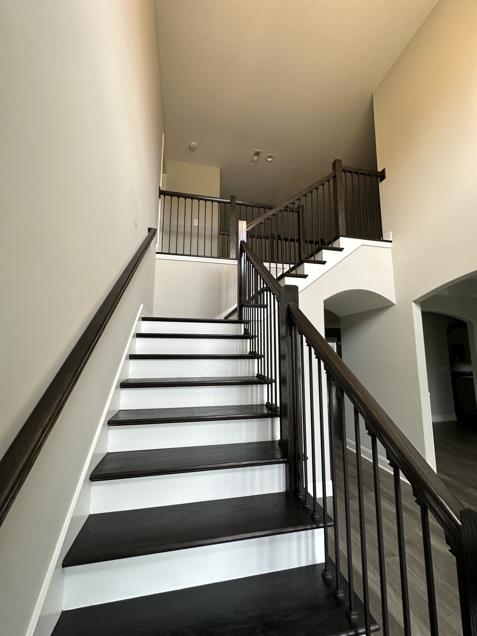 1592 Charles Bell Road Clarksville, TN 37043 - Photo 17 of 30 a view of entryway