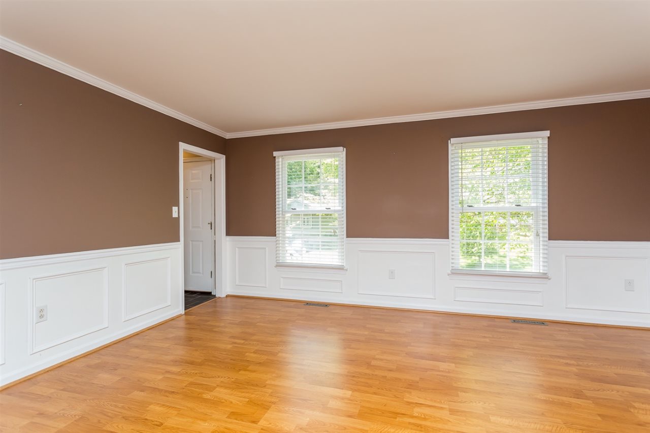 211 Meadowbrook Road Staunton, VA 24401 - Photo 8 of 50 Gallery Image 8