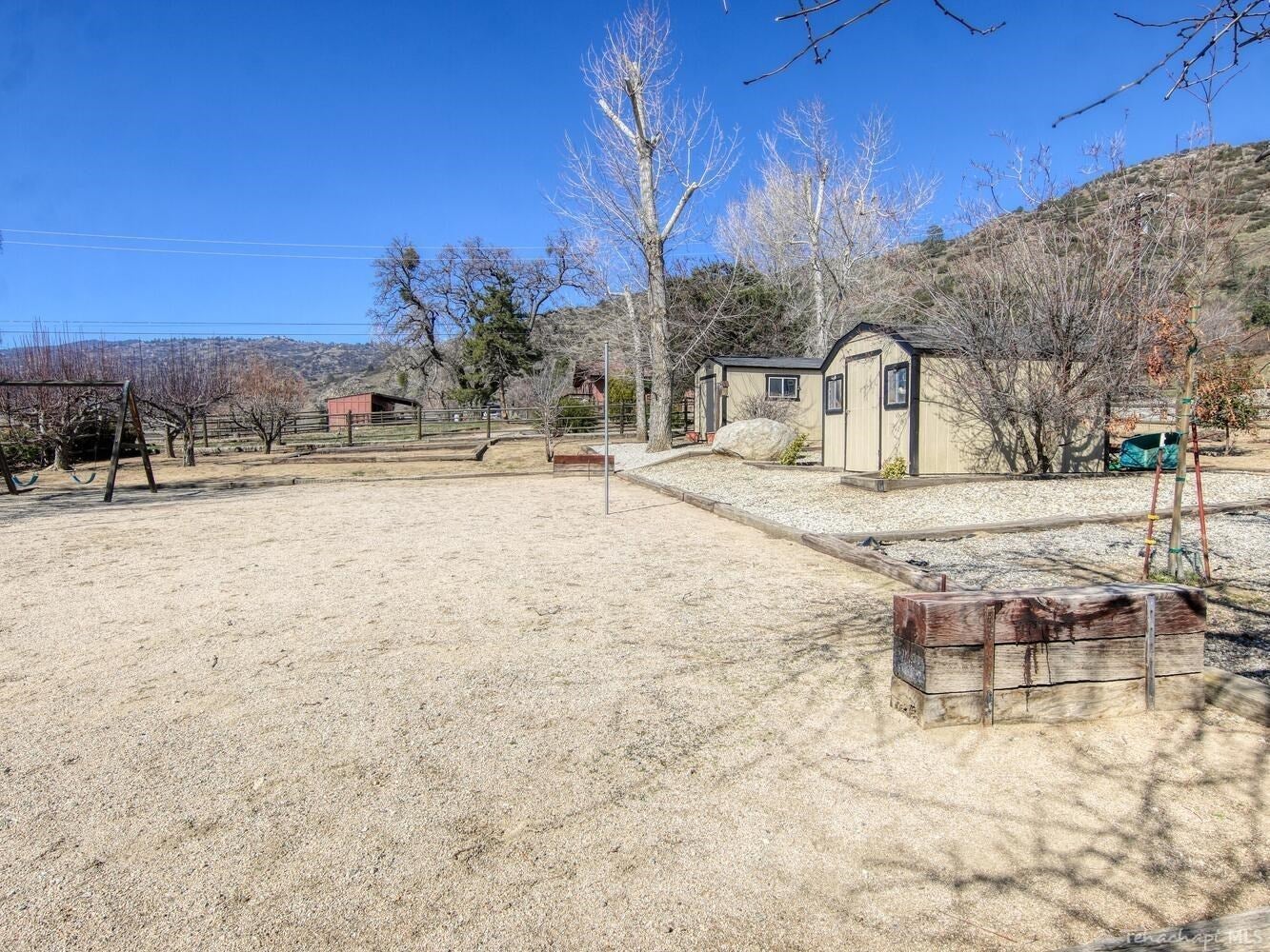 26121 Bear Valley Road Tehachapi, CA 93561 - Photo 56 of 65 Gallery Image 56