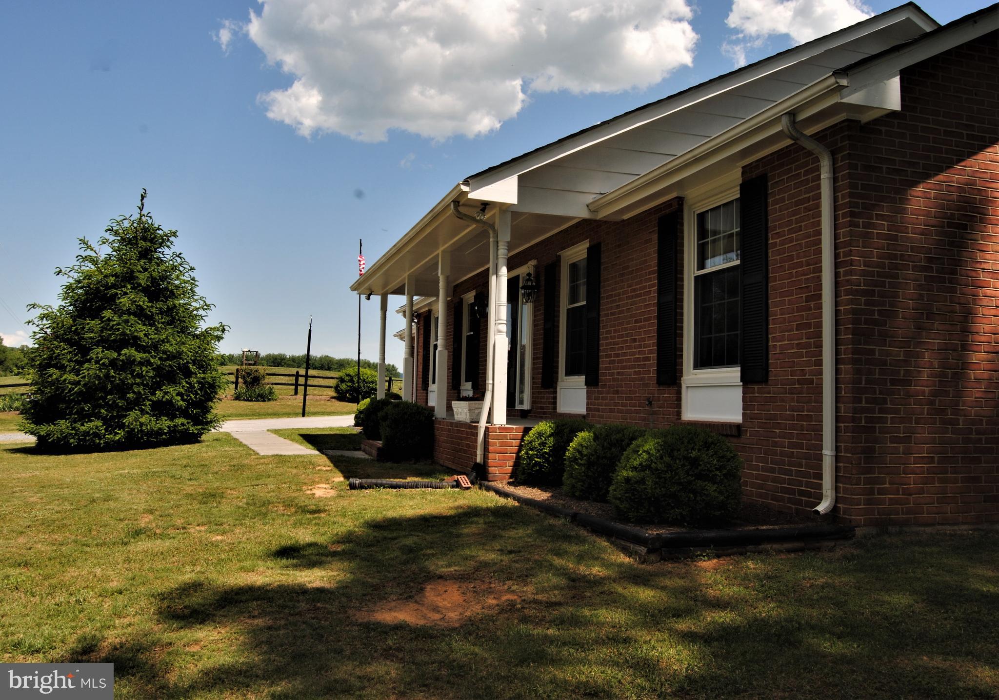 334 Dearing Road Huntly, VA 22640 - Photo 8 of 60