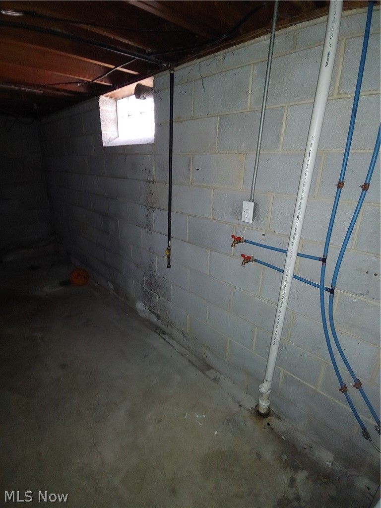 4269 Valley Road, Unit 2/UP Cleveland, OH 44109 - Photo 29 of 30