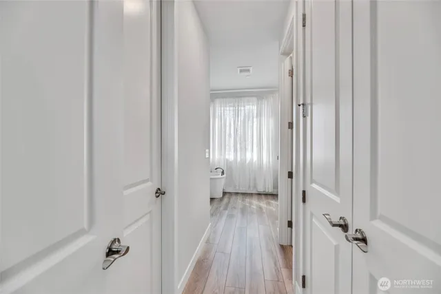 $889,500 | 369 East Park Street, Unit D3, North Bend, WA 98045