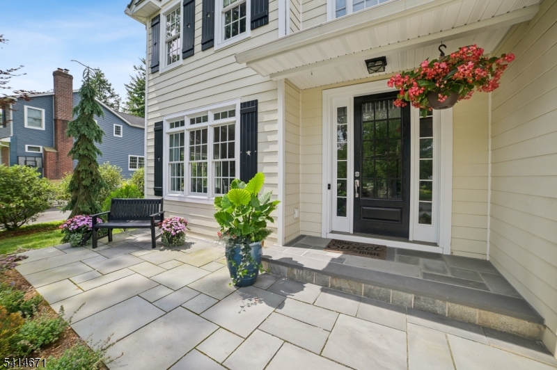 44 Millbrook Road New Vernon, NJ 07976 - Photo 2 of 45