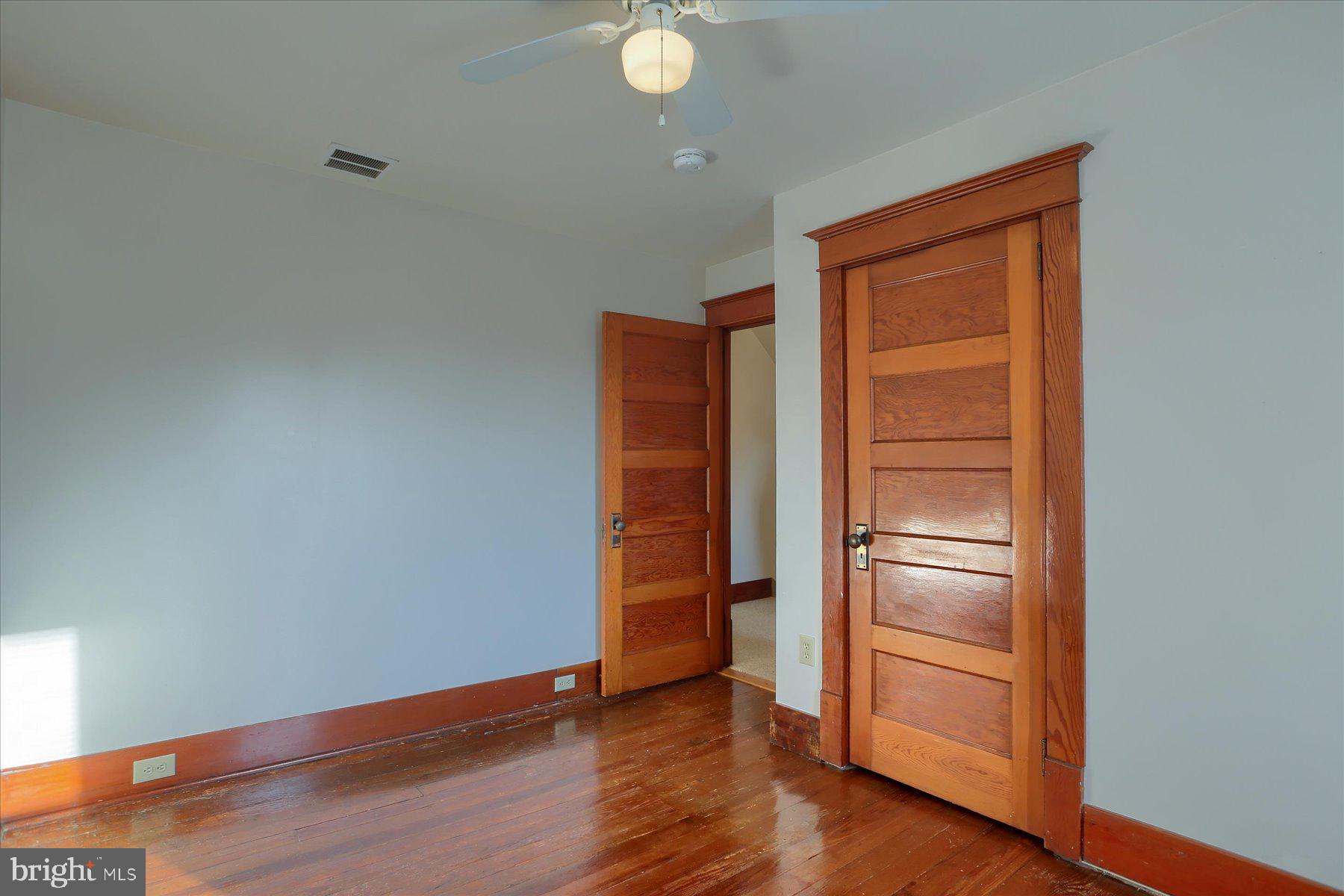 1738 Lampeter Road Lancaster, PA 17602 - Photo 14 of 24