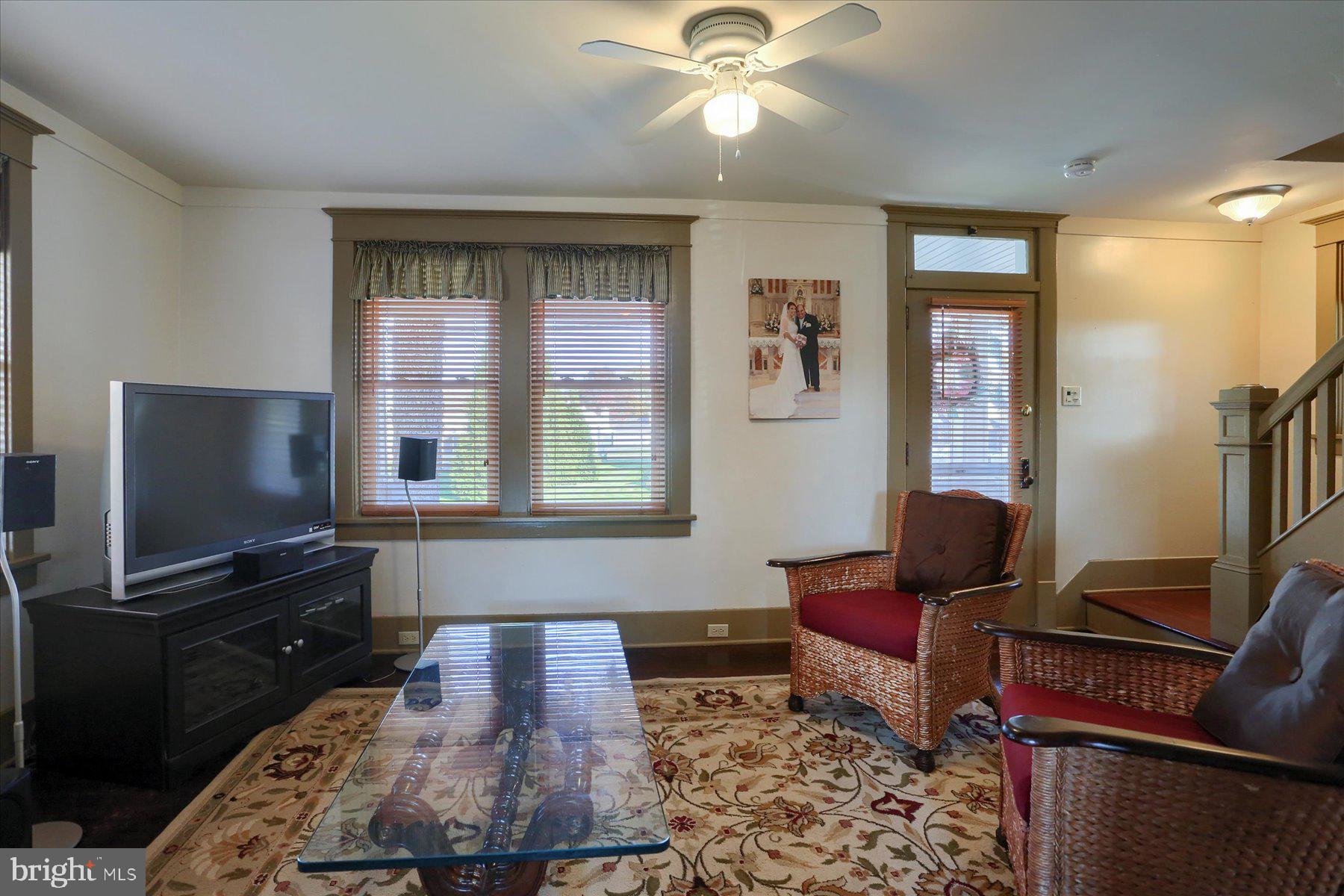 1738 Lampeter Road Lancaster, PA 17602 - Photo 5 of 24