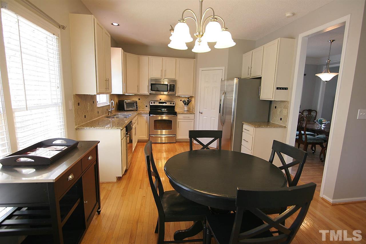 6913 Lamarsh Court Raleigh, NC 27617 - Photo 4 of 25 Gallery Image 4