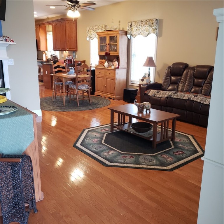 40 Enzo Drive Coventry, RI 02816 - Photo 8 of 20
