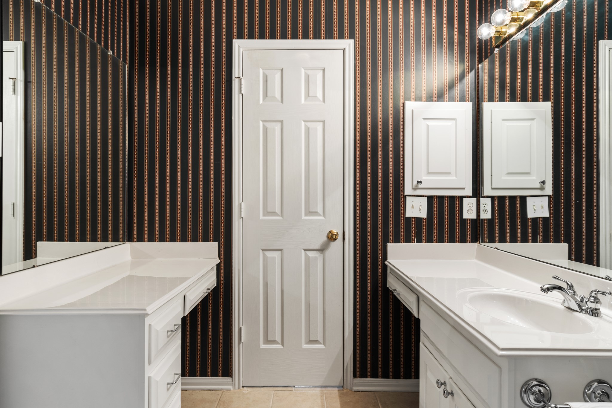 14420 Walters Road, Unit 20 Houston, TX 77014 - Photo 20 of 27 opens to bedroom 3 and the hallway to service bedroom 2