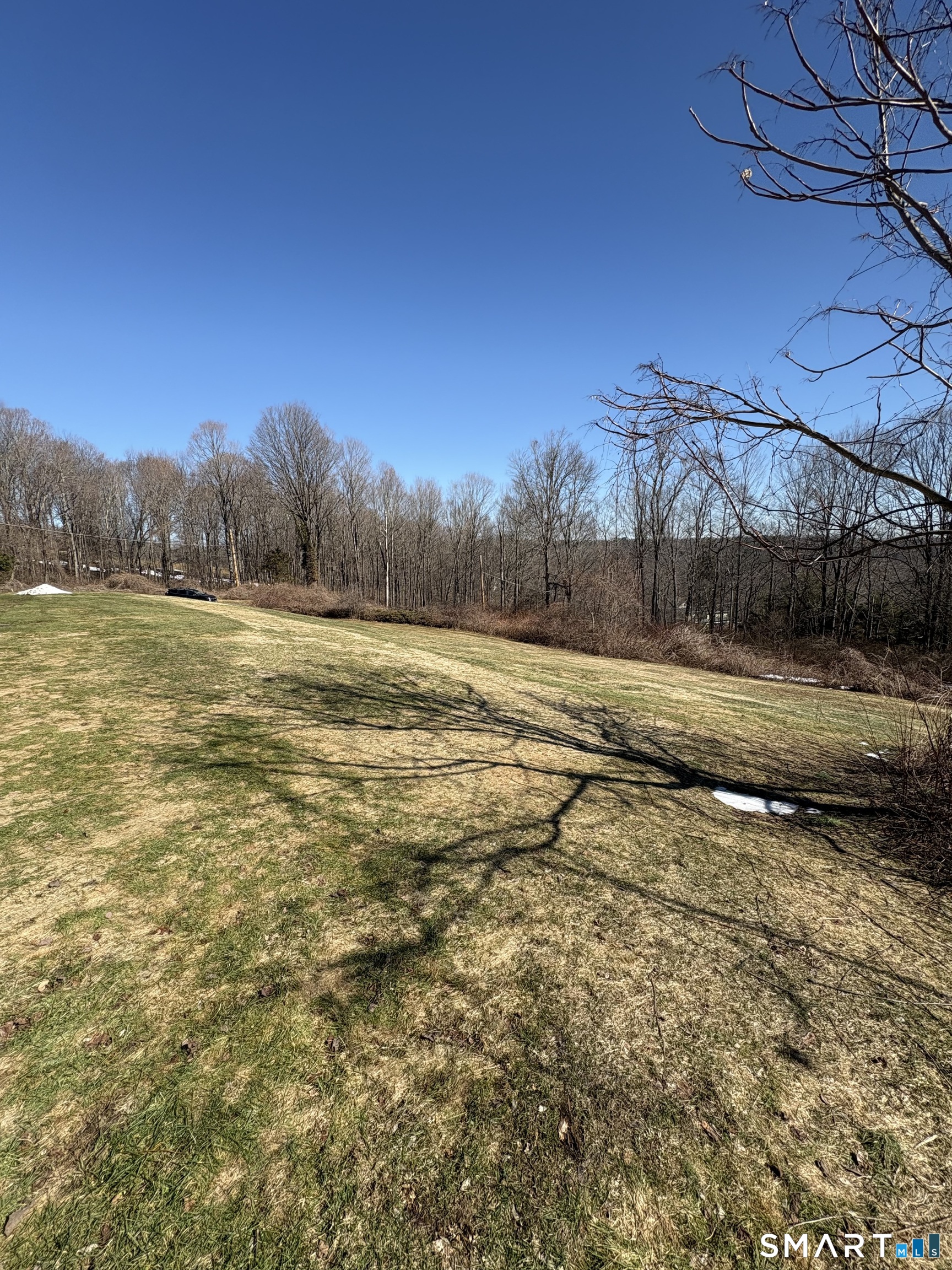 321 Artillery Road Middlebury, CT 06762 - Photo 4 of 15