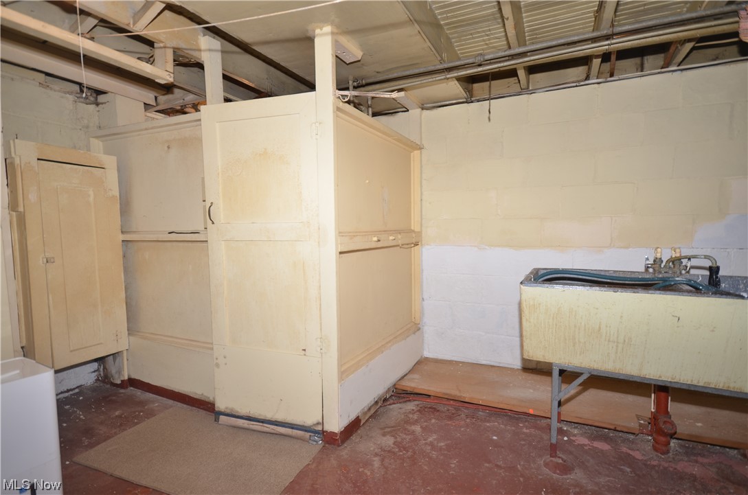 666 Brittain Road Akron, OH 44305 - Photo 28 of 33 Gallery Image 28