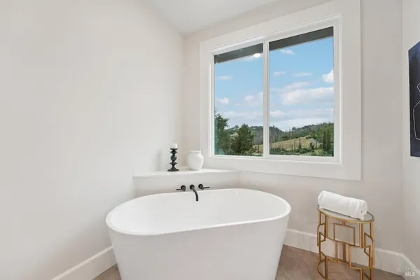 $2,199,000 | 5663 Crystal Drive, Santa Rosa, CA 95404