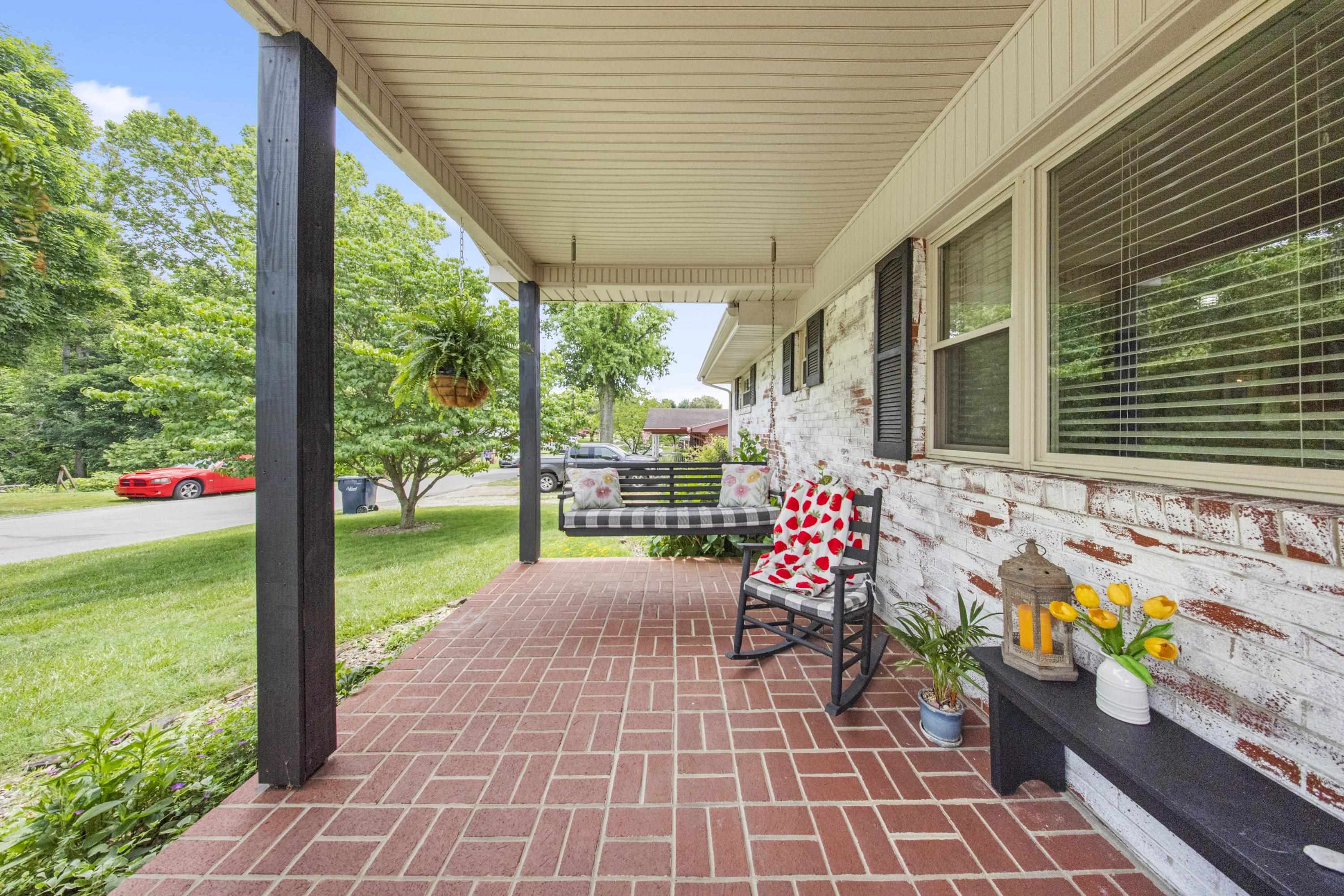 2109 Sharon Road Ashland, KY 41101 - Photo 6 of 45