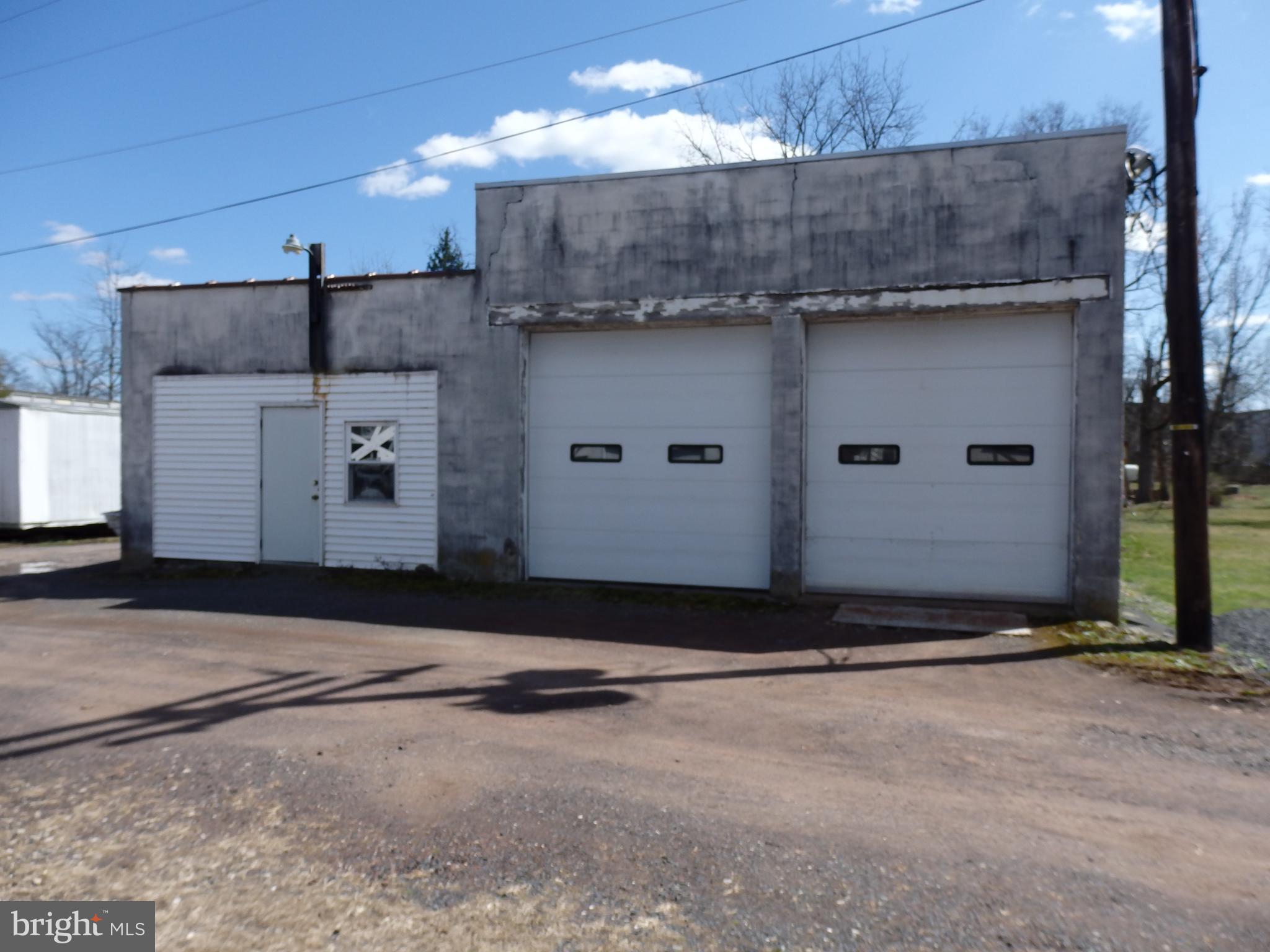 0 Park Avenue Quakertown, PA 18951 - Photo 1 of 30 a view of a garage