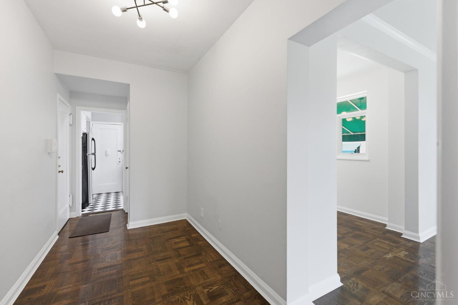 2372 Madison Road, Unit W3D Cincinnati, OH 45208 - Photo 10 of 54