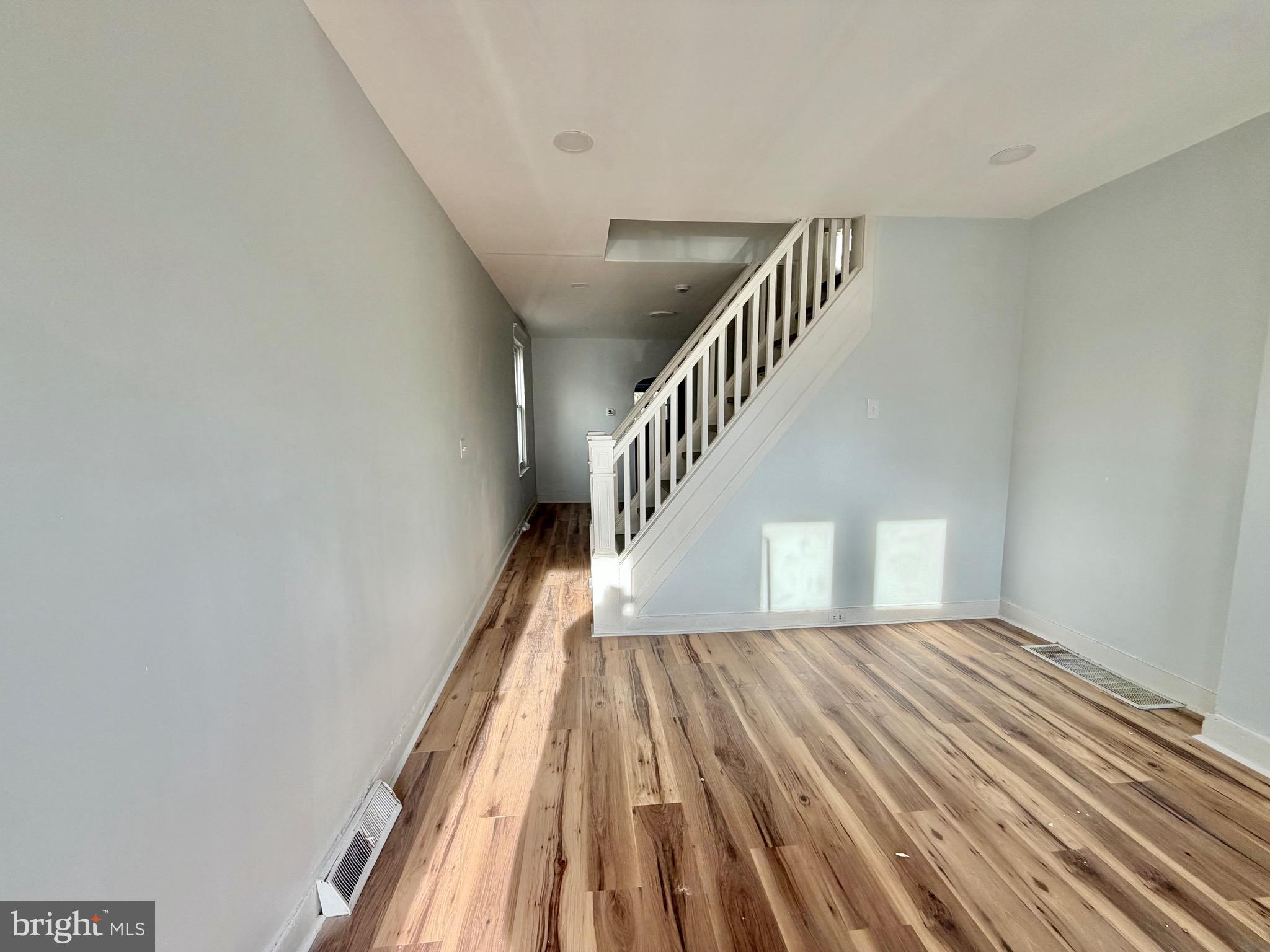 726 Genesee Street Trenton, NJ 08611 - Photo 4 of 15 a view of entryway