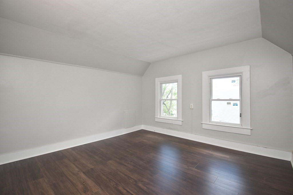 53 Euclid Avenue Springfield, MA 01108 - Photo 27 of 39