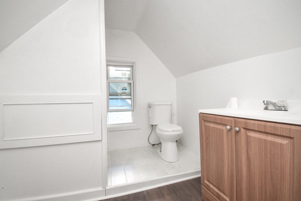 53 Euclid Avenue Springfield, MA 01108 - Photo 30 of 39