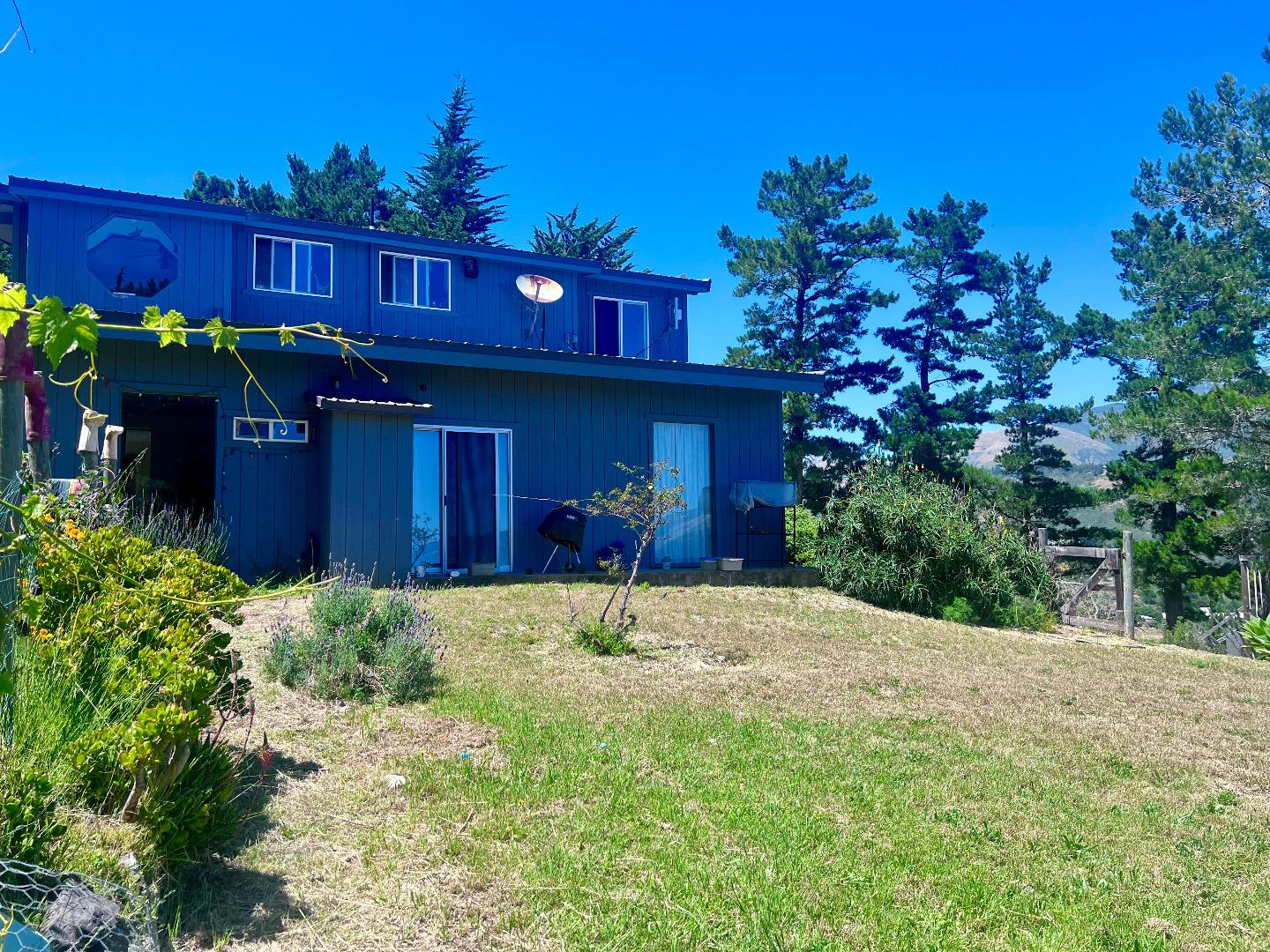47011 Clear Ridge Road Big Sur, CA 93920 - Photo 5 of 17