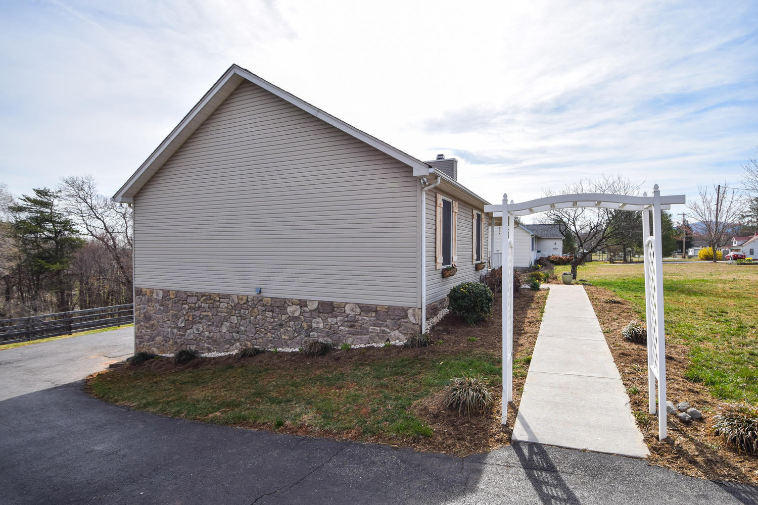 3324 Hemingway Road Roanoke, VA 24014 - Photo 22 of 27 22