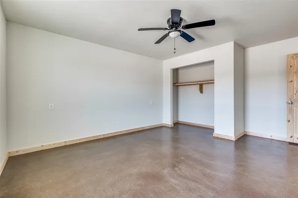 $1,250 | 19125-19131 Cabo Way, Unit 19129, Thackerville, OK 73459