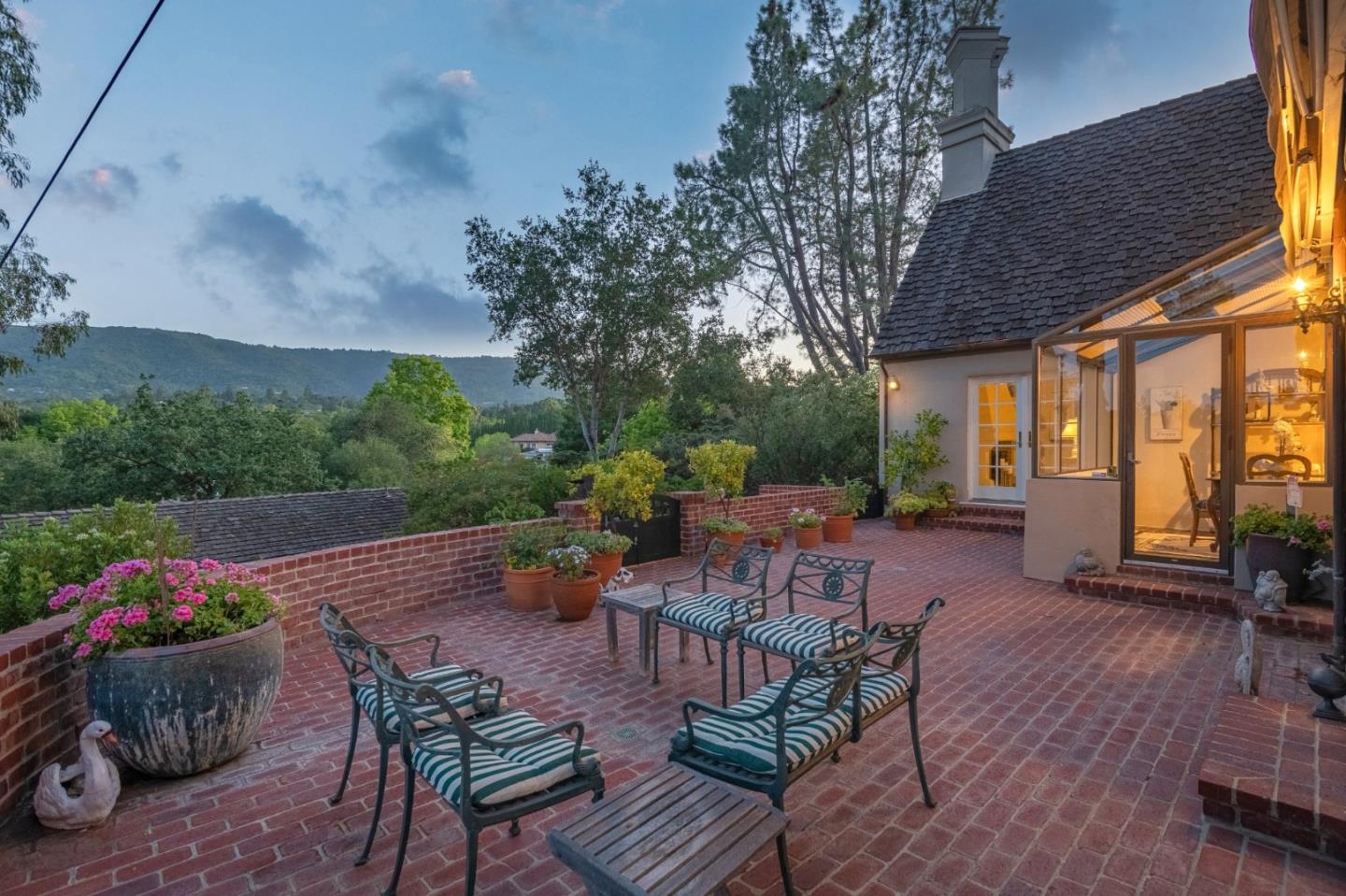 14471 Sobey Road Saratoga, CA 95070 - Photo 5 of 35
