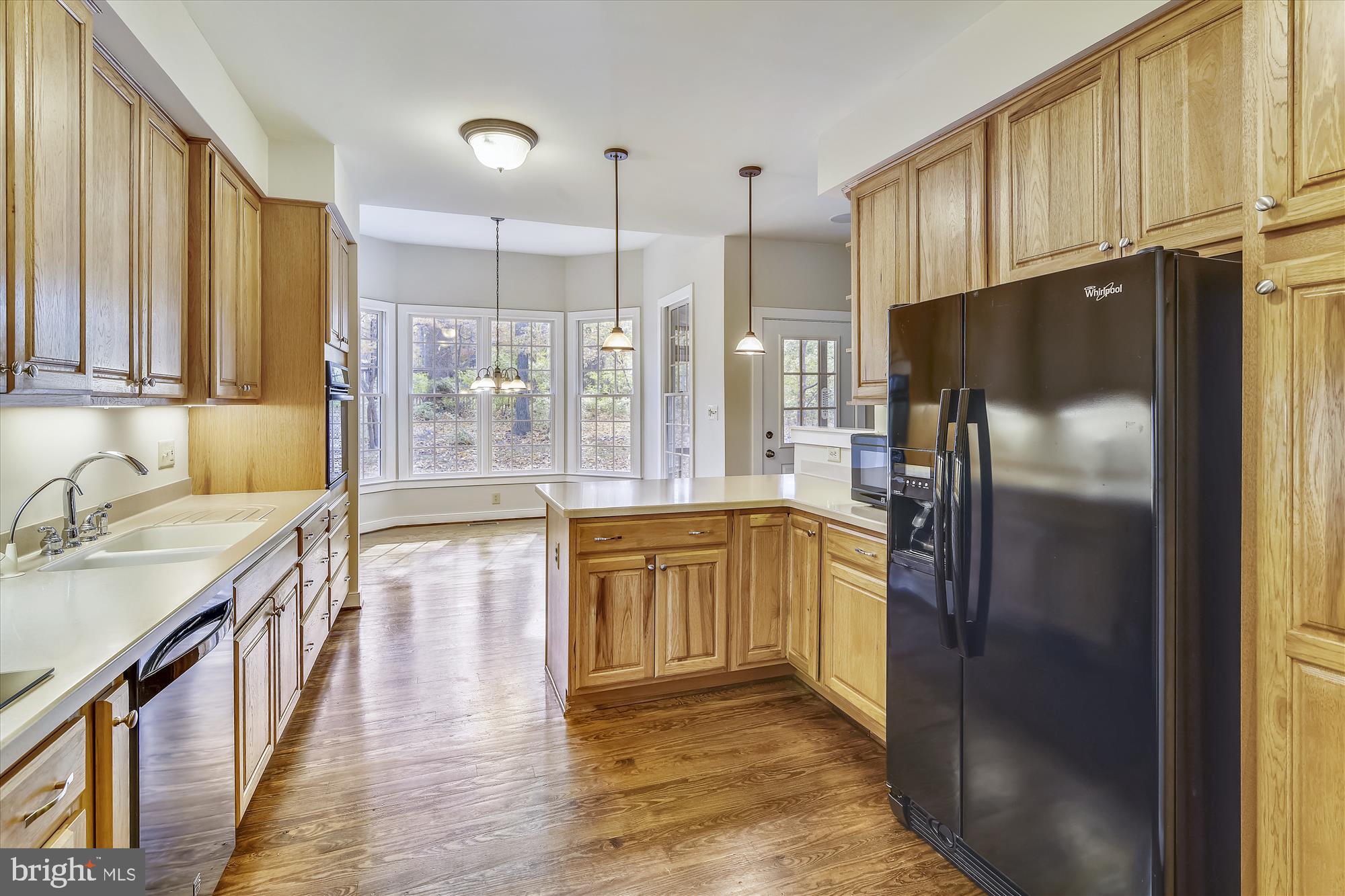 8827 Burke Road Burke, VA 22015 - Photo 7 of 28 Gallery Image 7