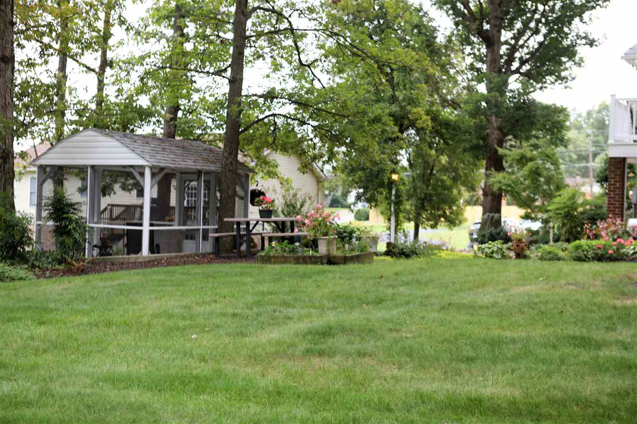 356 Hermitage Road Staunton, VA 24401 - Photo 8 of 50 Gallery Image 8