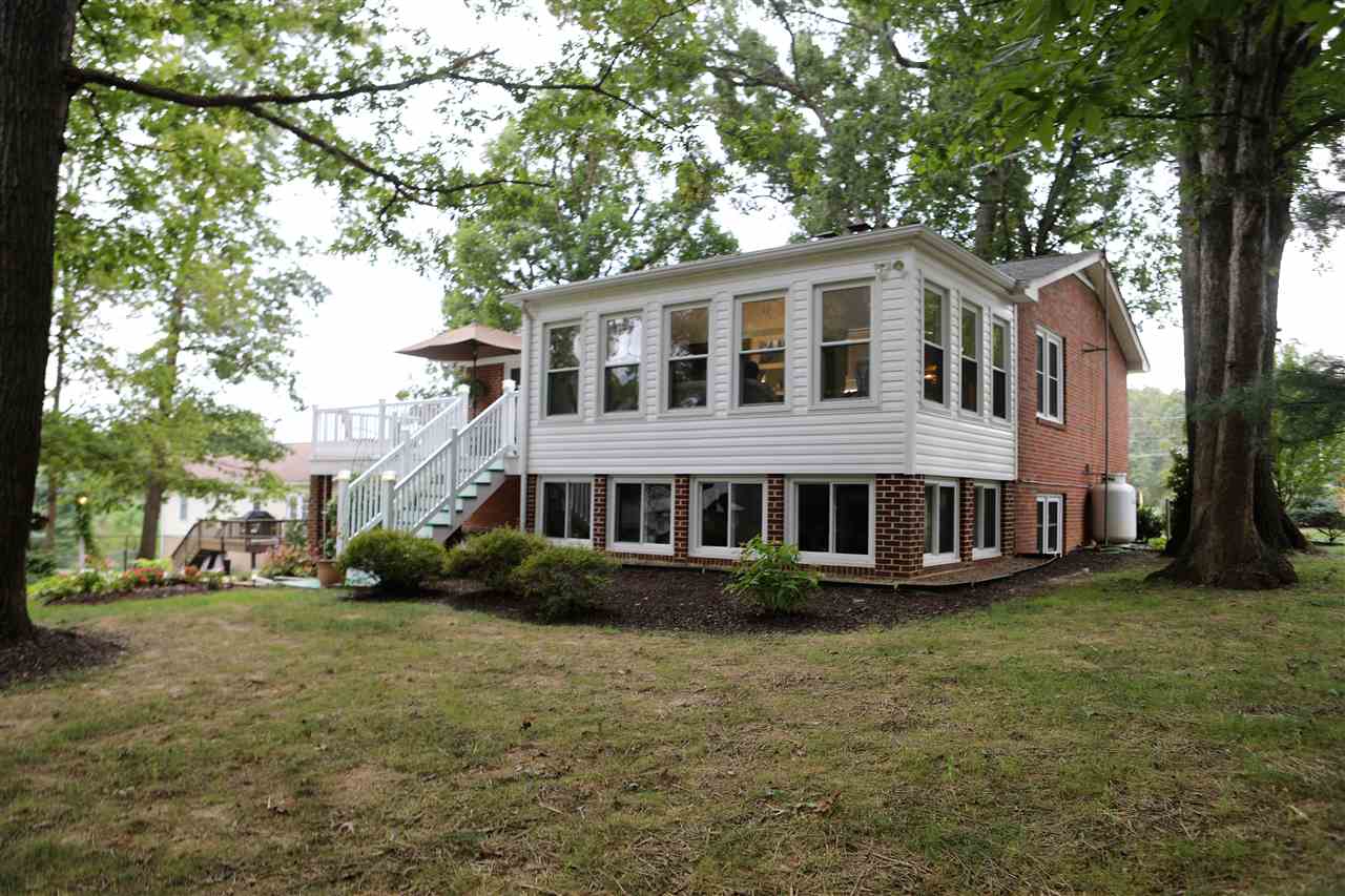 356 Hermitage Road Staunton, VA 24401 - Photo 9 of 50 Gallery Image 9