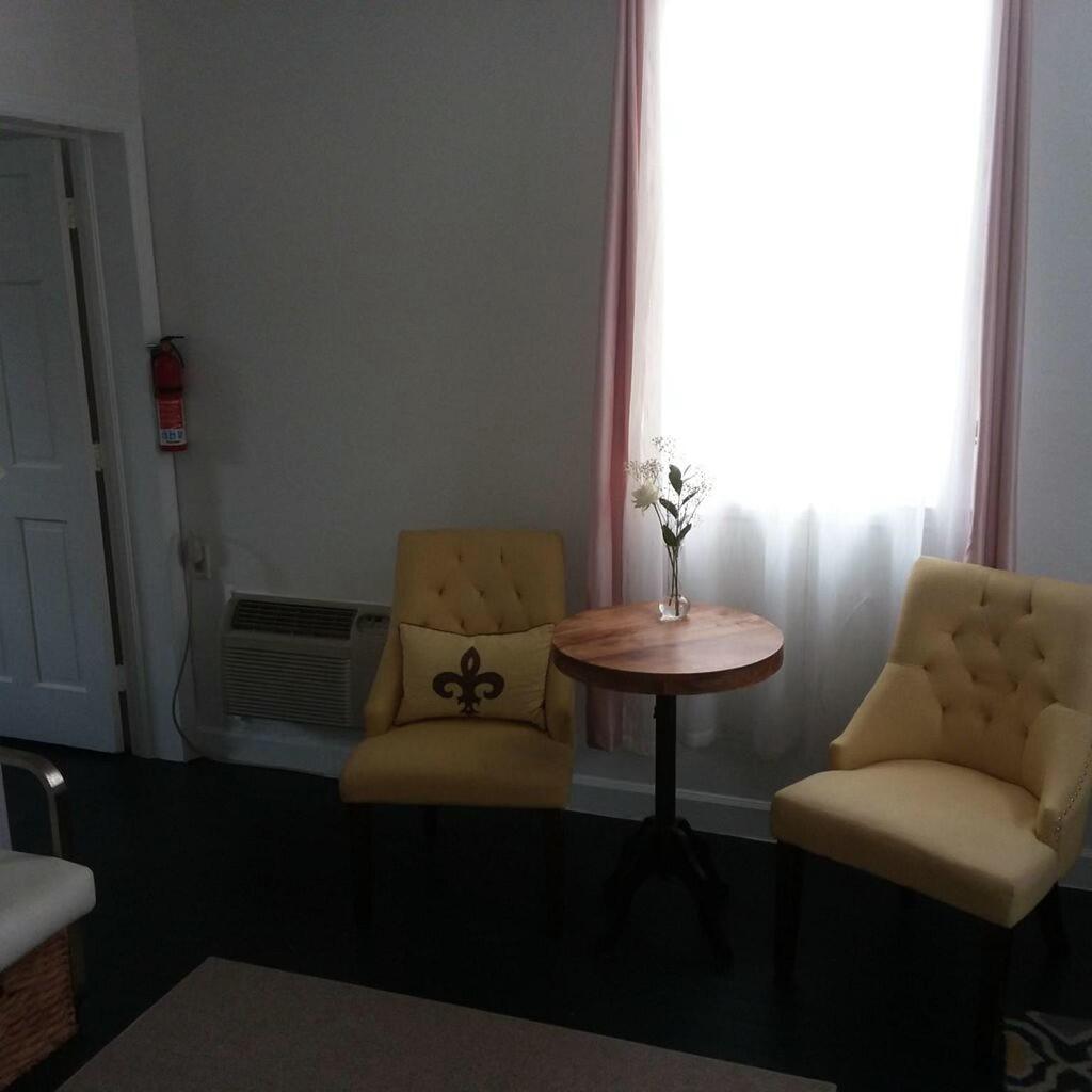 132 Logan Street, Unit D Charleston, SC 29401 - Photo 5 of 9 tempImagecKhgHm