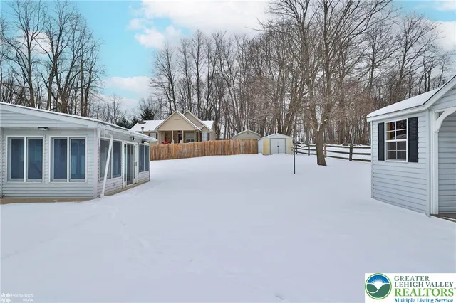 $2,395 | 7718 Sweetwood Drive, Lower Macungie Township, PA 18062