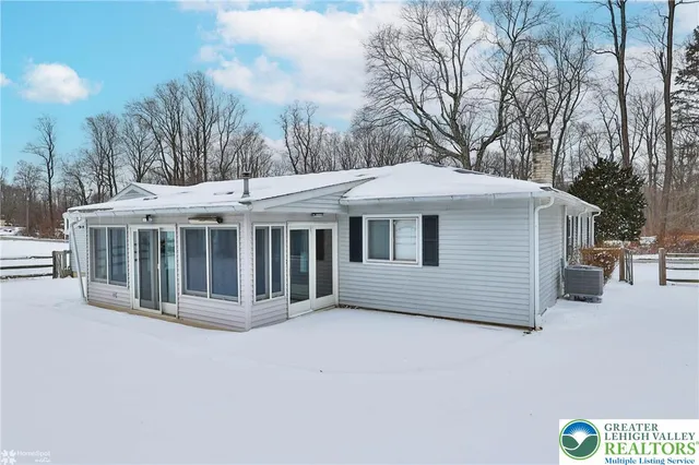 $2,395 | 7718 Sweetwood Drive, Lower Macungie Township, PA 18062