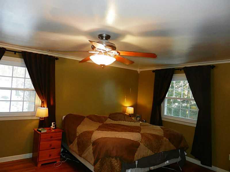 402 Manordale Road Upper St. Clair, PA 15241 - Photo 14 of 24 Master Bedroom.