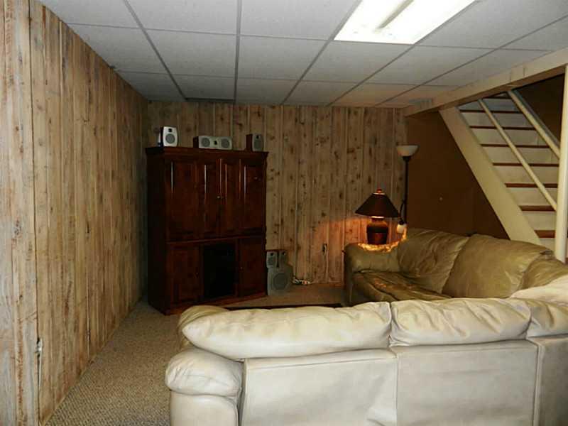 402 Manordale Road Upper St. Clair, PA 15241 - Photo 22 of 24 Basement/Game Room.