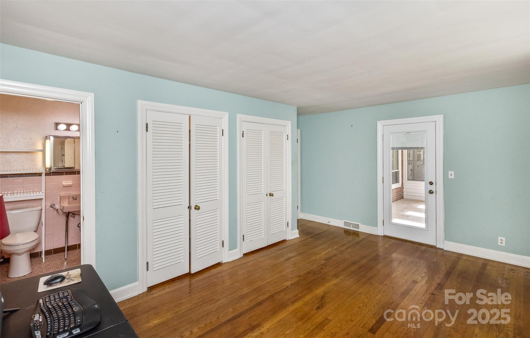 209 Balsam Road Hendersonville, NC 28792 - Photo 18 of 41 Gallery Image 18