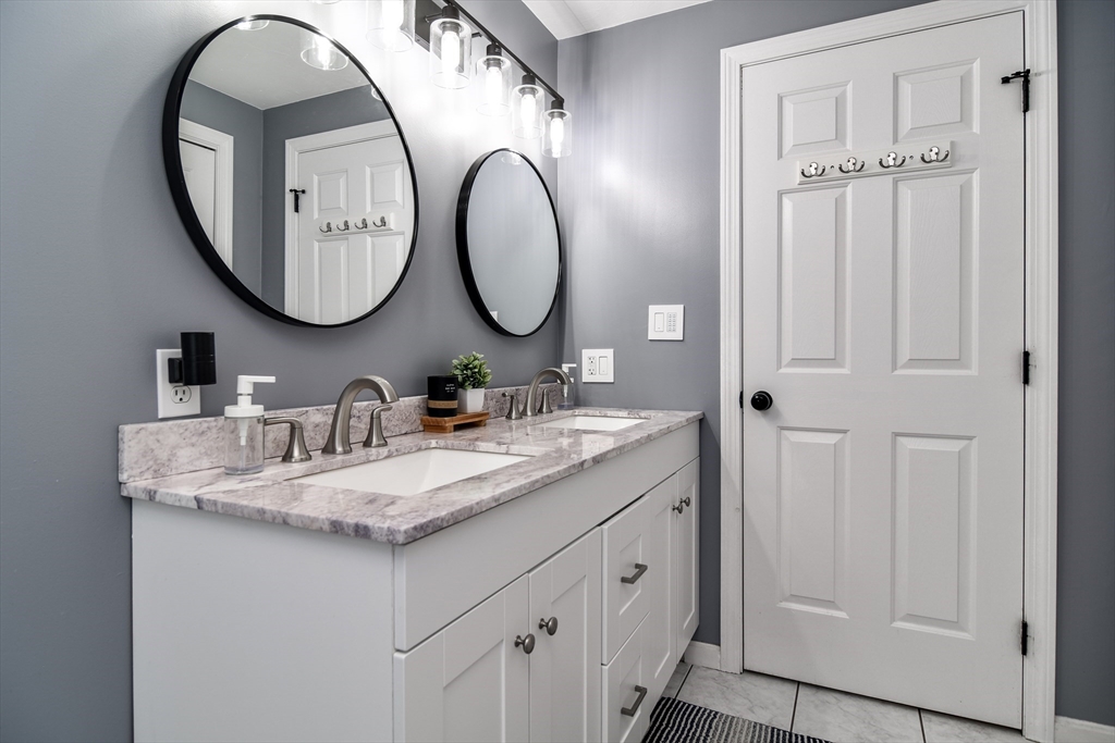 34 Oran Street Worcester, MA 01605 - Photo 16 of 42