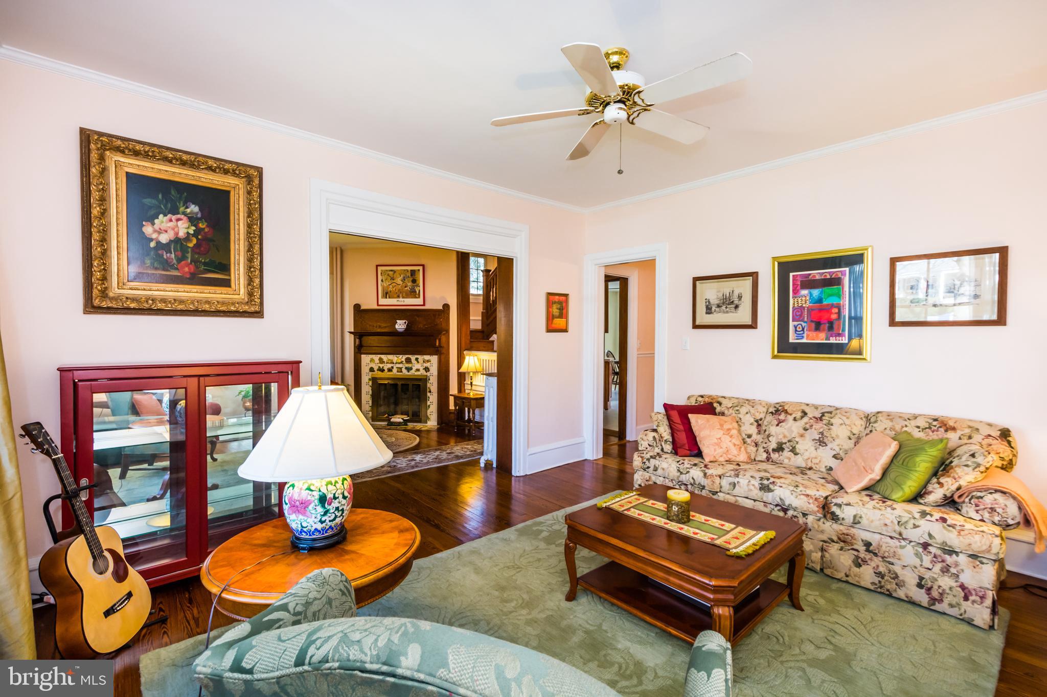 319 Woodlawn Road Baltimore, MD 21210 - Photo 22 of 66 Living Room.