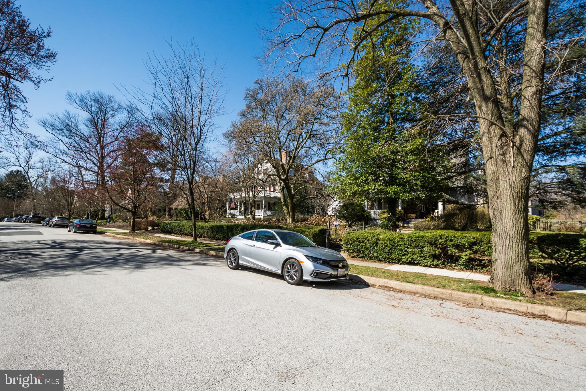 319 Woodlawn Road Baltimore, MD 21210 - Photo 66 of 66 Street scene: loads of parking!